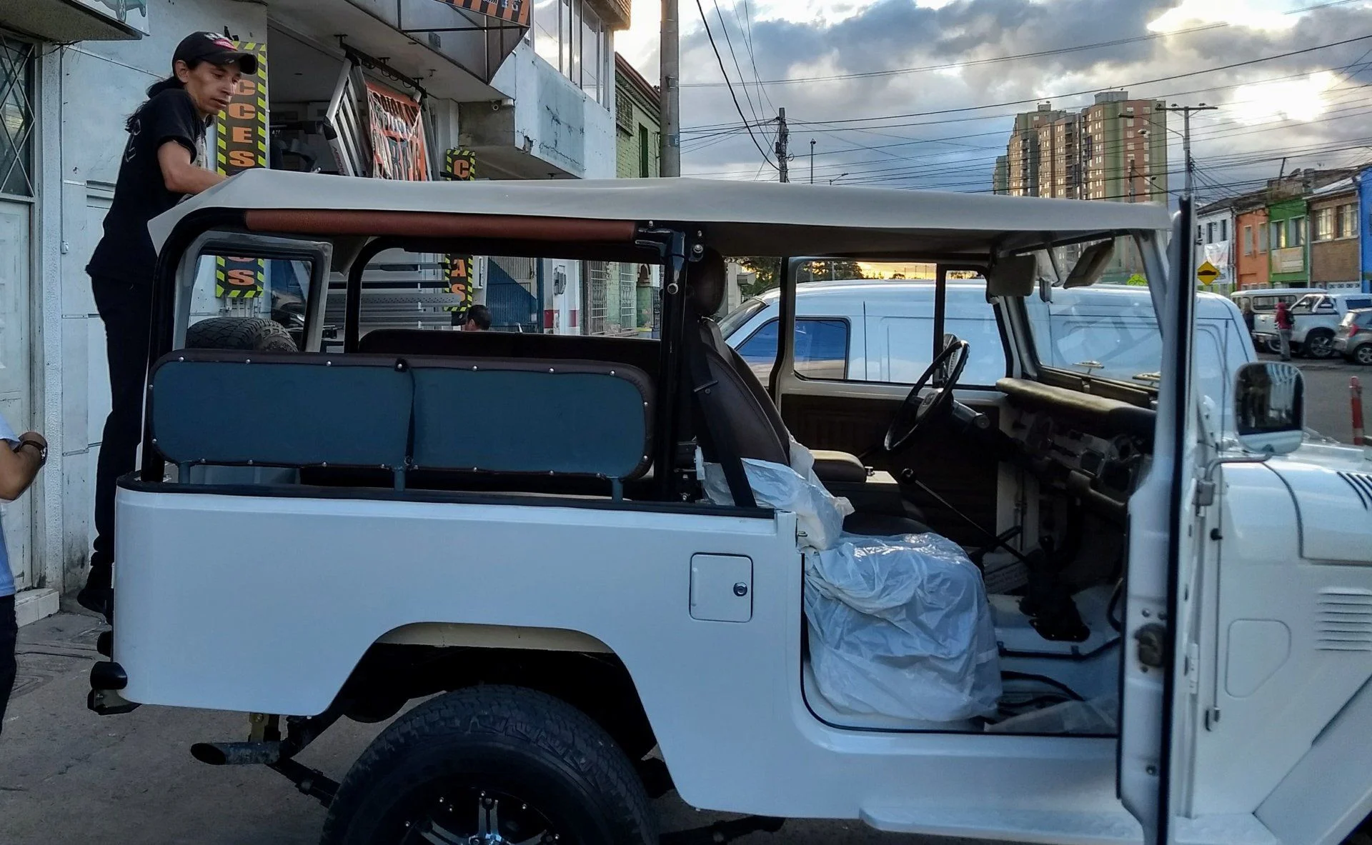 fj43 bikini.webp