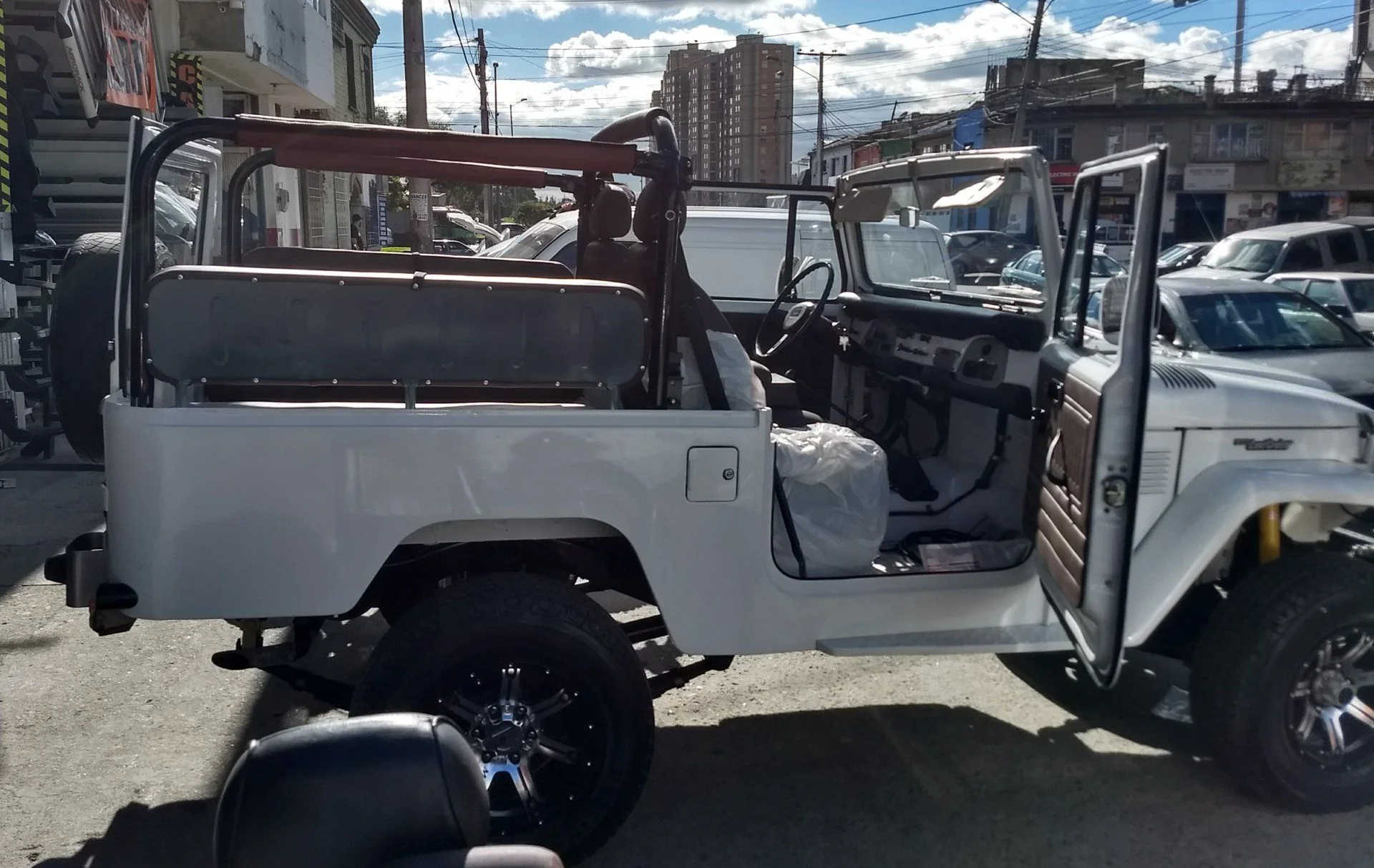 fj43 top off.webp