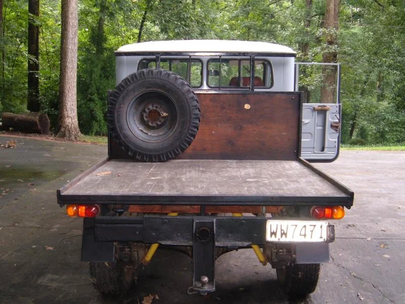 FJ45 EXT Rear.webp