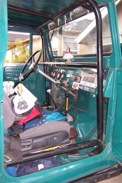 fj45 interior.webp