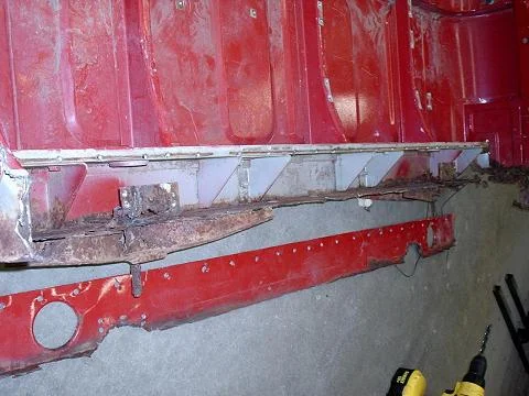 fj45 rear cab panel off 2.webp