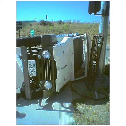 FJ45LV CRASH 2.webp