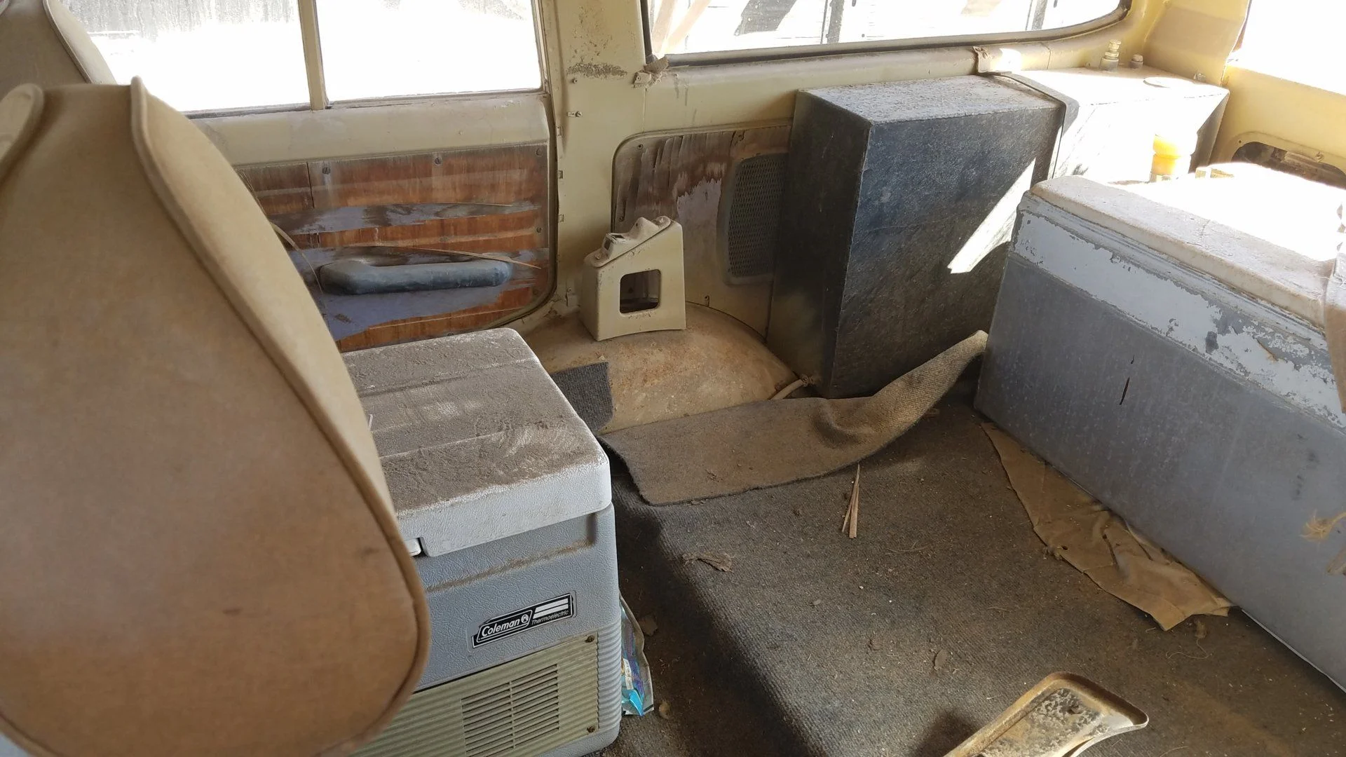 FJ55 interior (3).webp