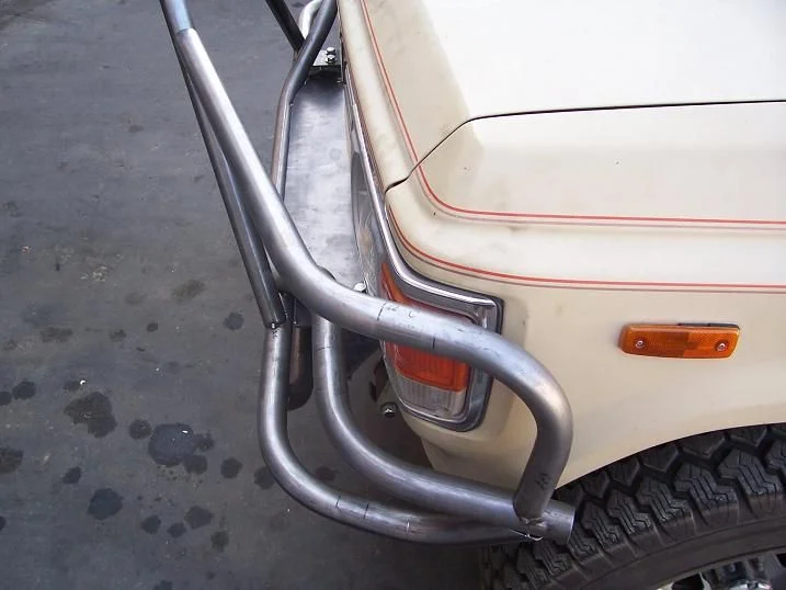 FJ60 bumper 004-small.webp
