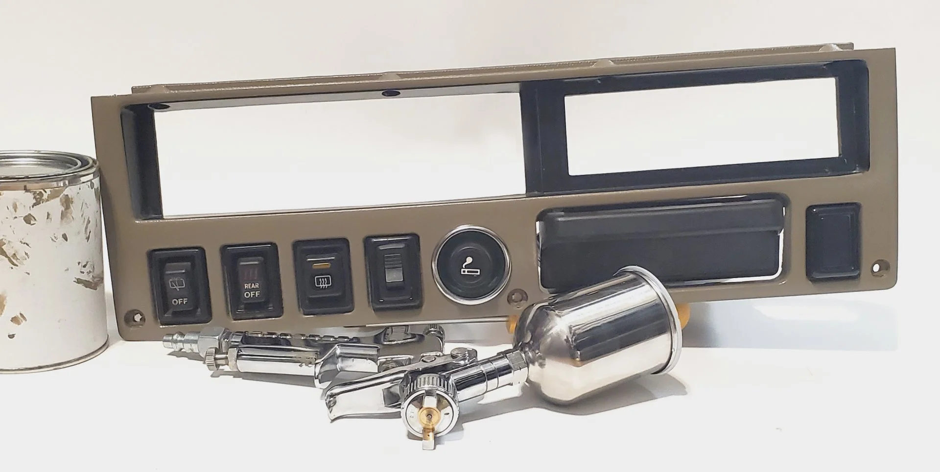 FJ60 Custom Painted Bezel12.webp