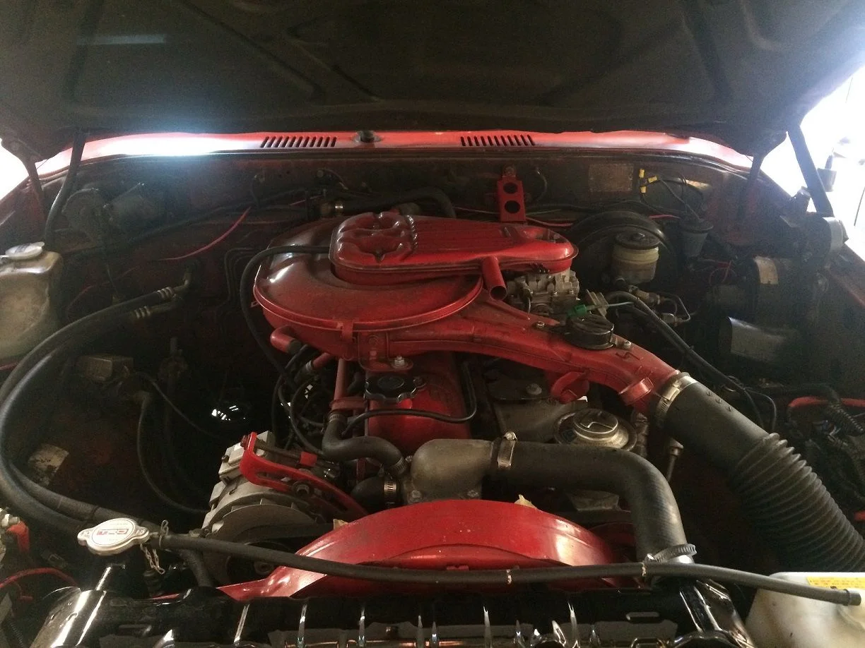 fj60 engine bay resized.webp