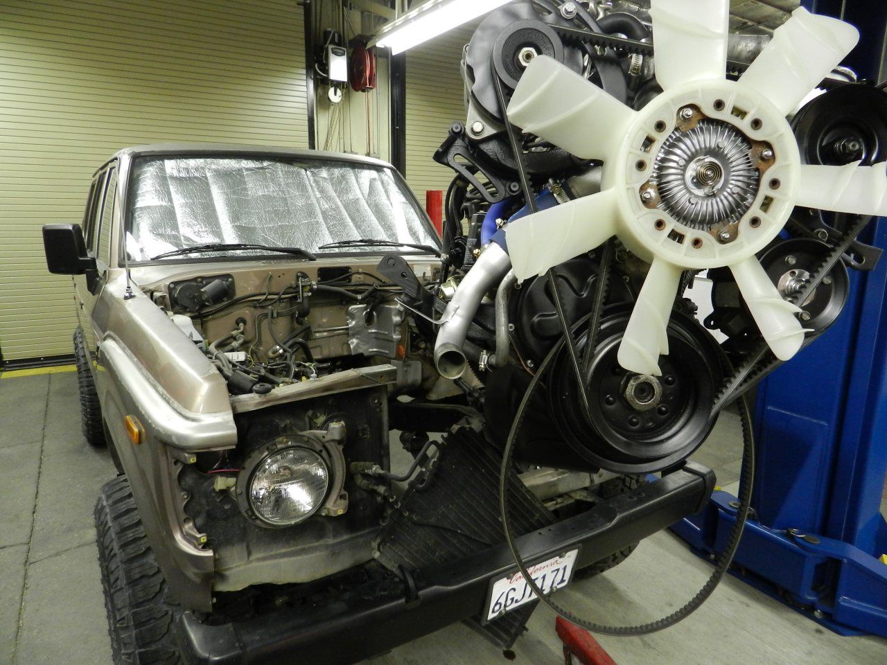 fj60 engine rebuild 001.JPG