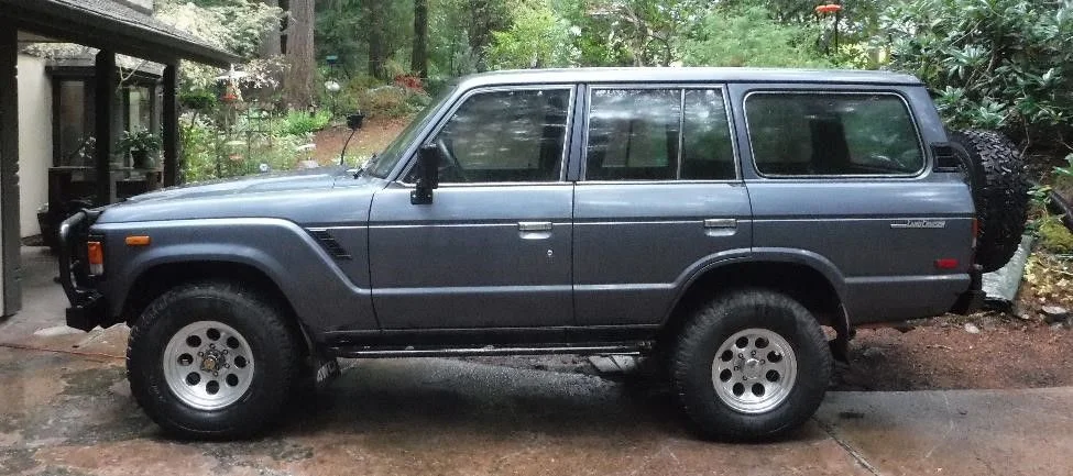 fj60 EXT LEFT SIDE.jpg