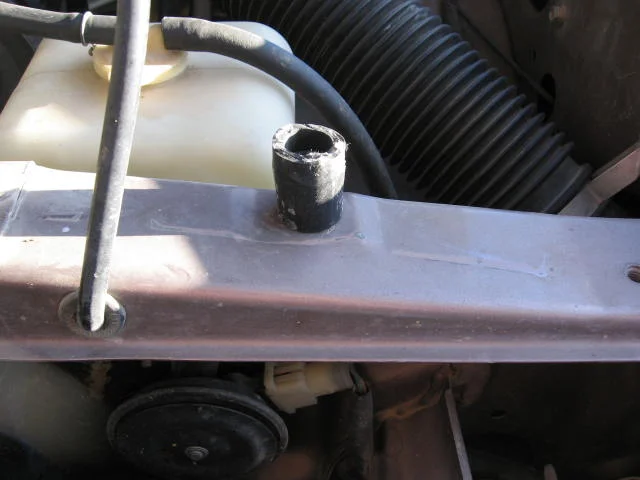 FJ60 Hood Bumper 001.webp