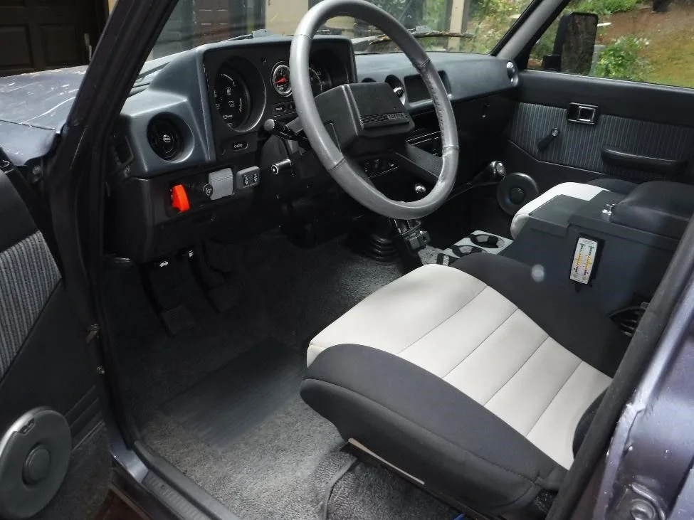 fj60 INTERIOR DASH LEFT.webp