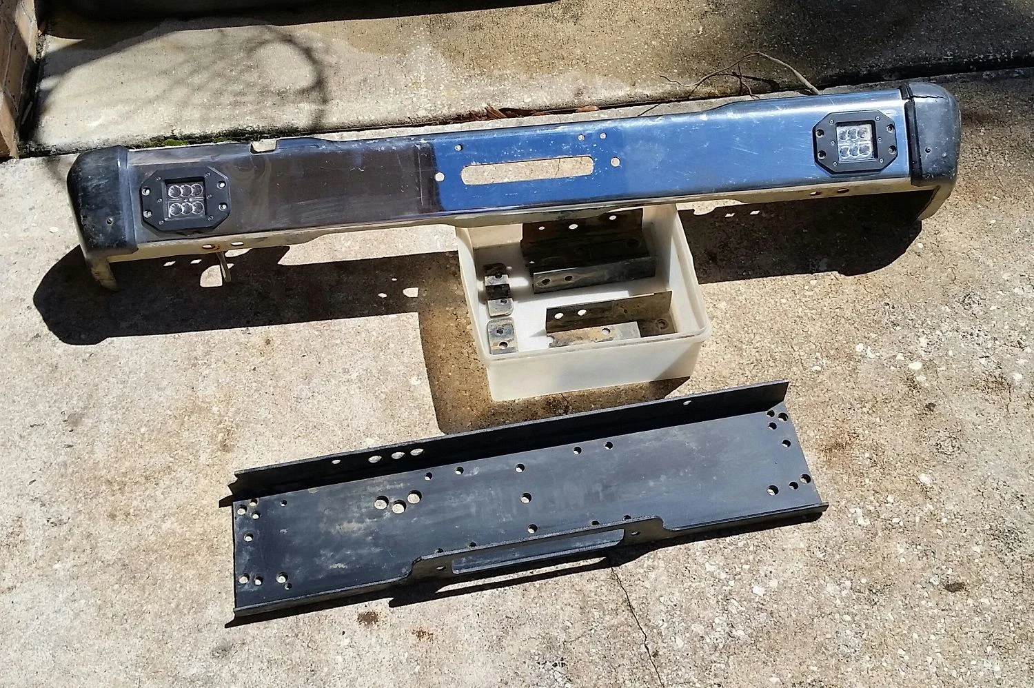 fj60-narrowed-bumper-2.jpg