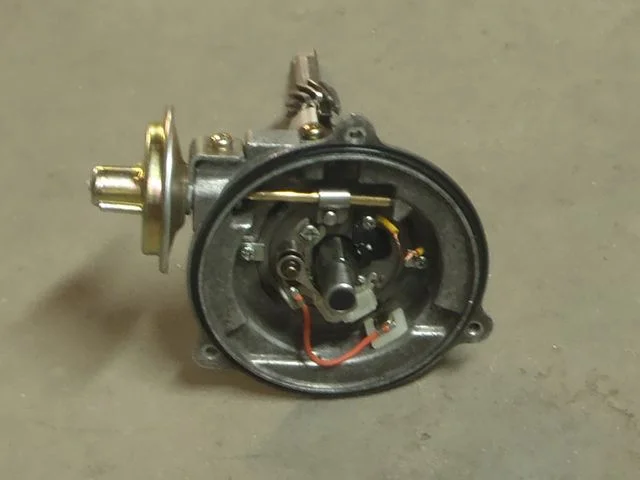 FJ60-Points-Distributor-3.webp