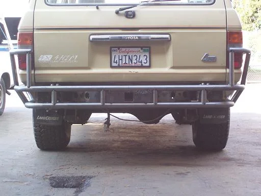 FJ60 Rear bumper 014 Resize.webp