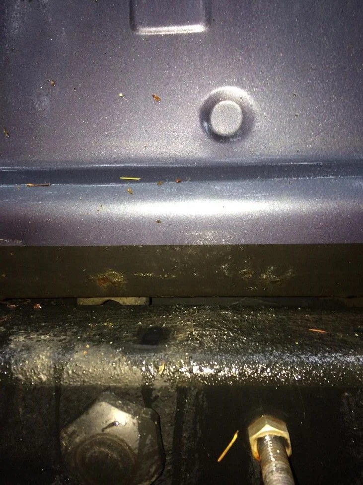 fj60 RUST Tailgate 4.jpg