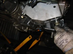 fj60.transmount.JPG