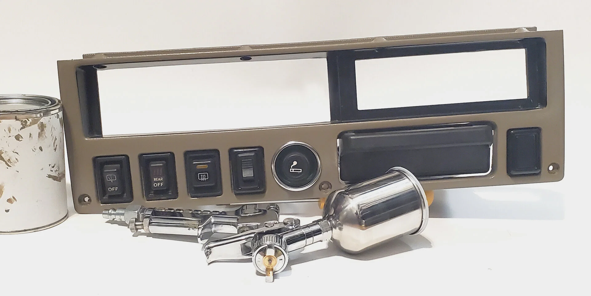 FJ60CustomPaintedBezel12.jpg