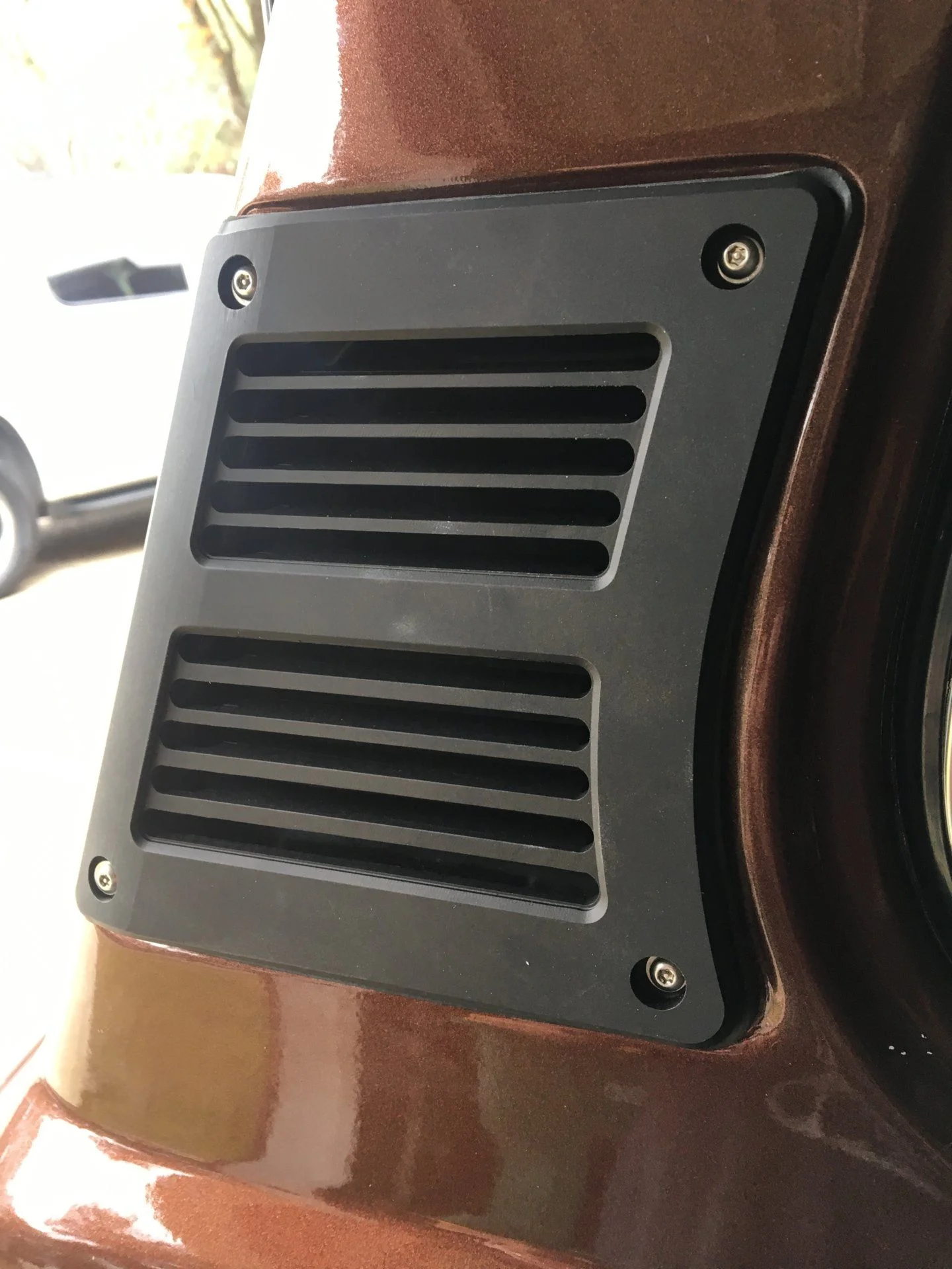 fj60pillarB.webp