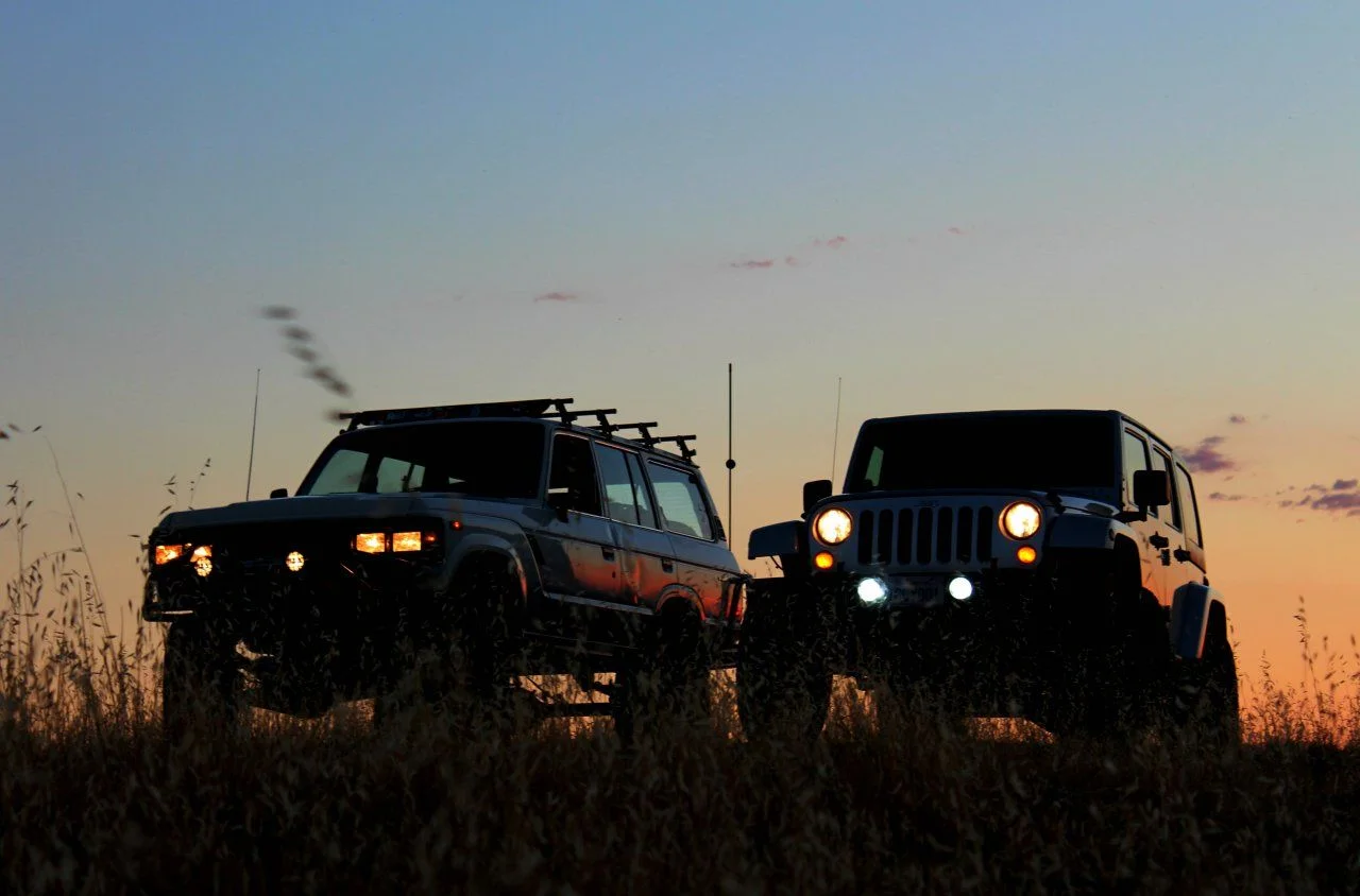 fj62 and jeep.webp