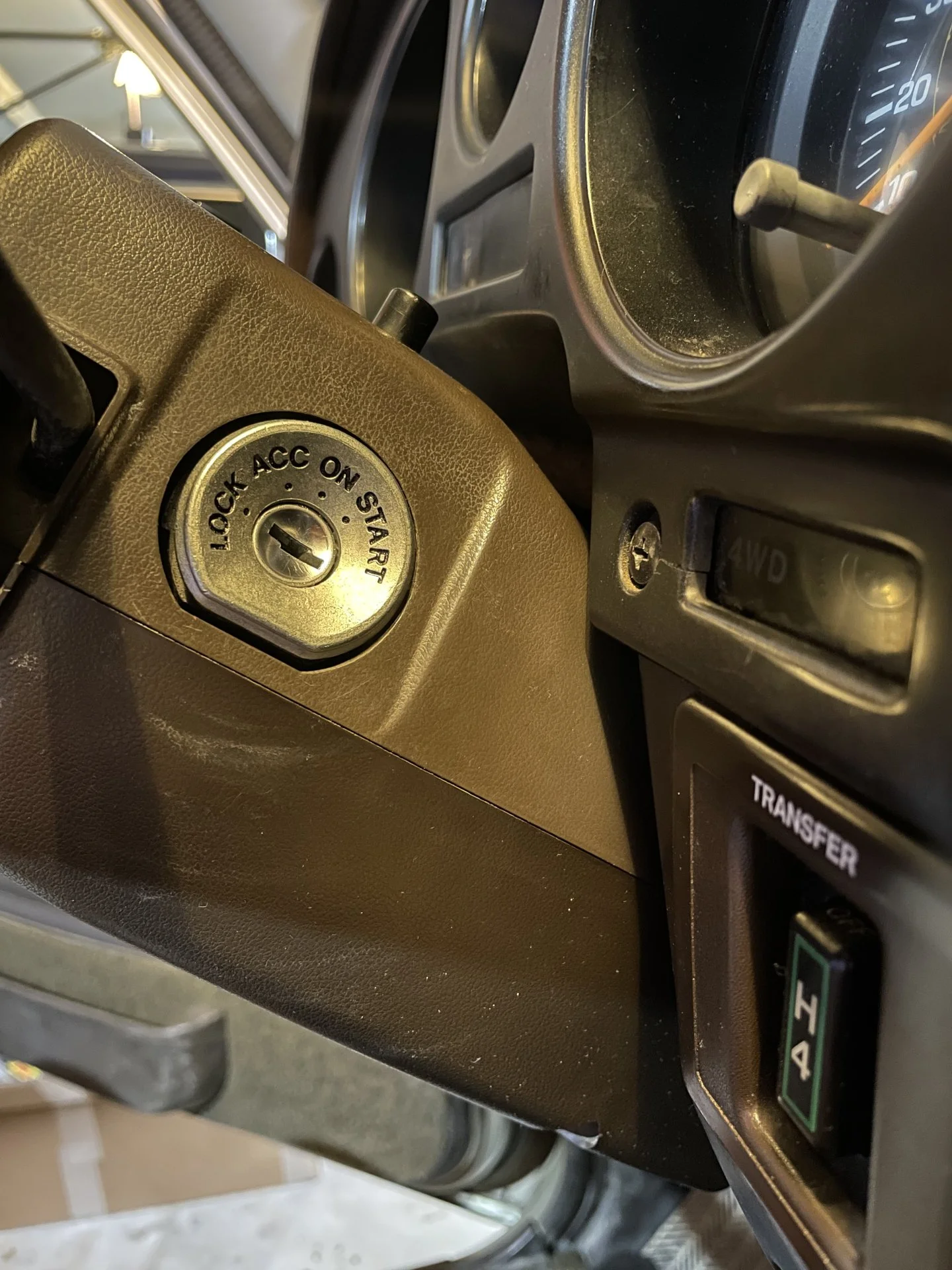 fj62 ignition lock - Copy.webp