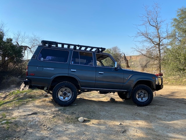 FJ62 Side View.jpg