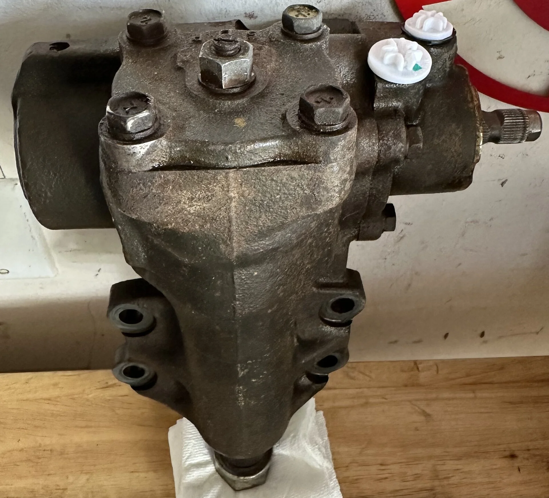 FJ62 Steering Box 2.webp