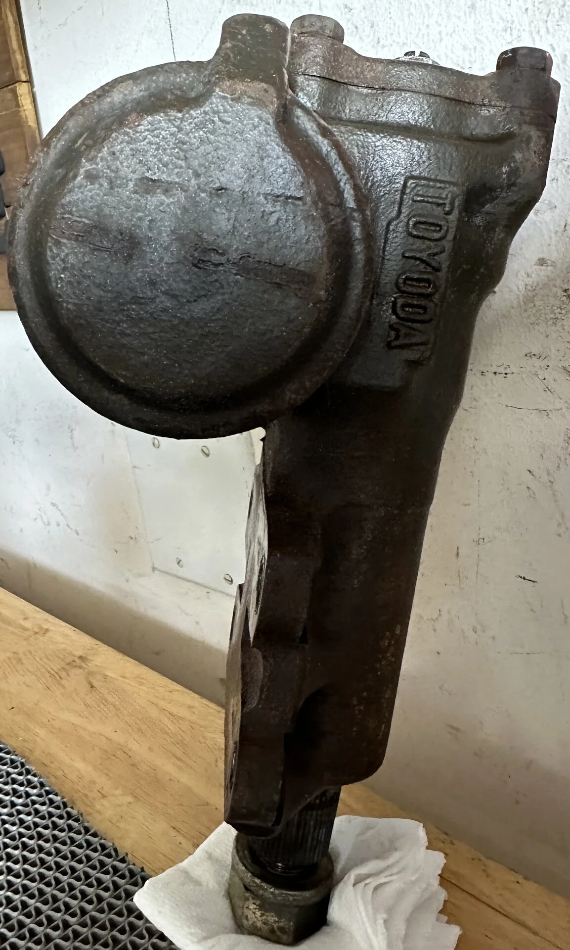 FJ62 Steering Box 5.webp