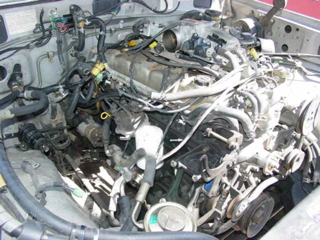 fj62 tear down 027.webp