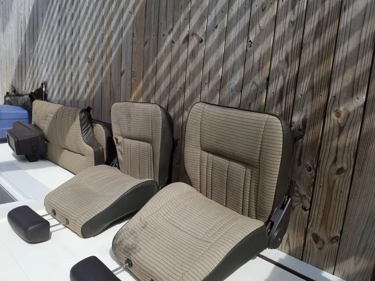 FJ62seat1.webp