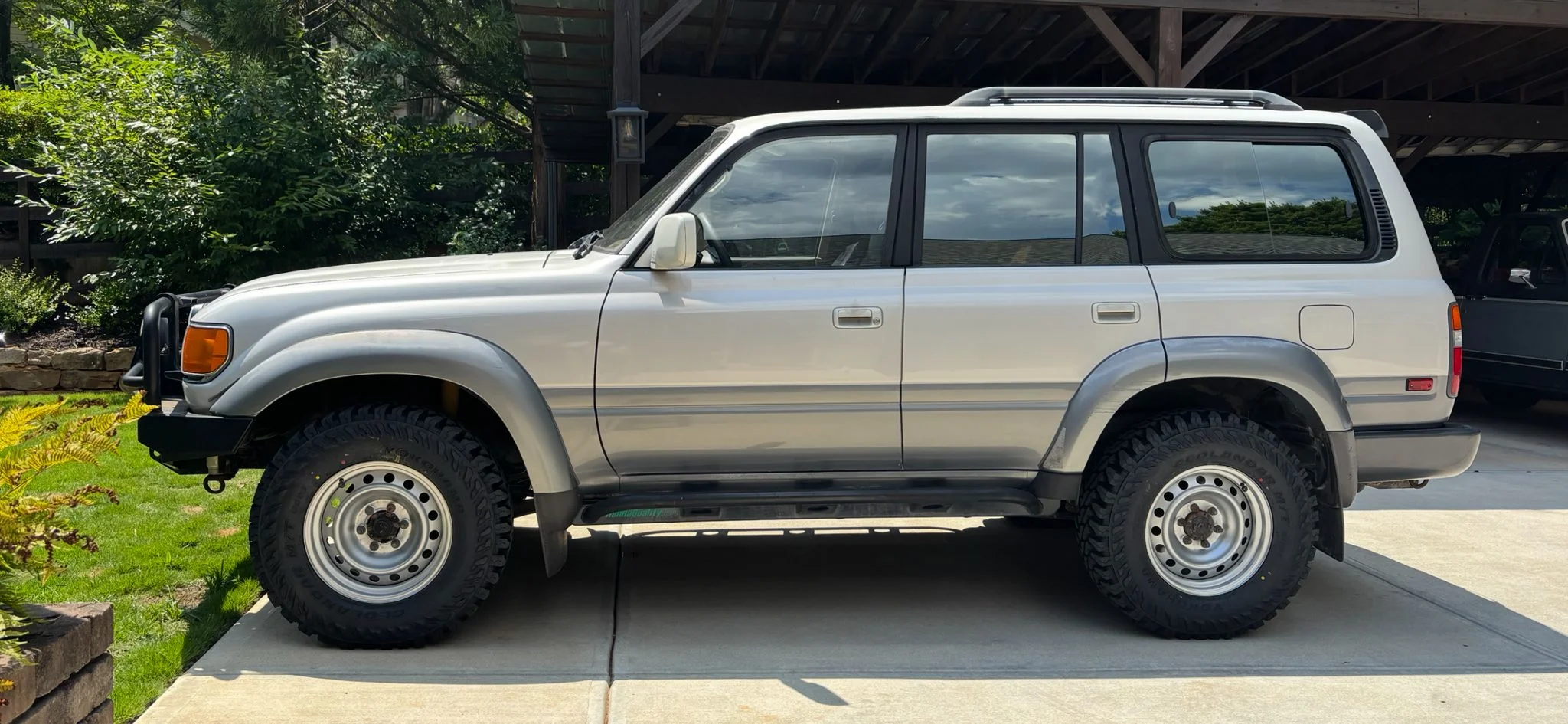 FJ80.webp