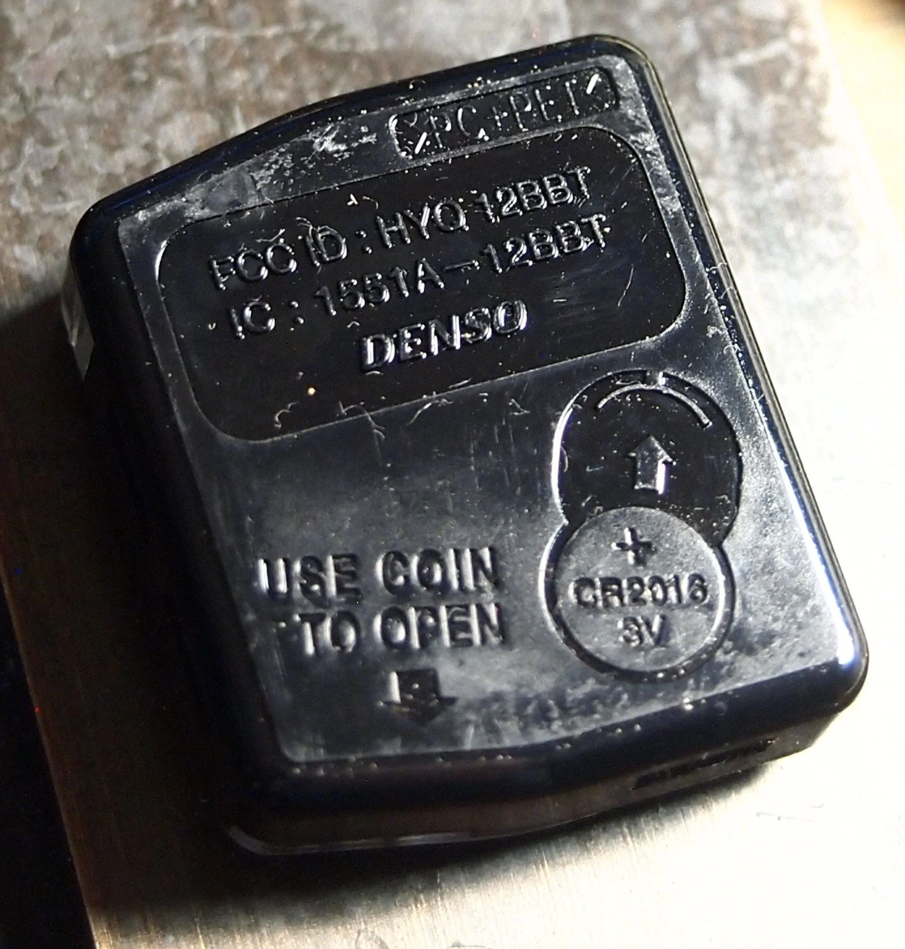  Fob 06LC FCC ID  HYQ 12BBT, 48040 07U18. IC 1551A-12BBT DENSO (2).JPG