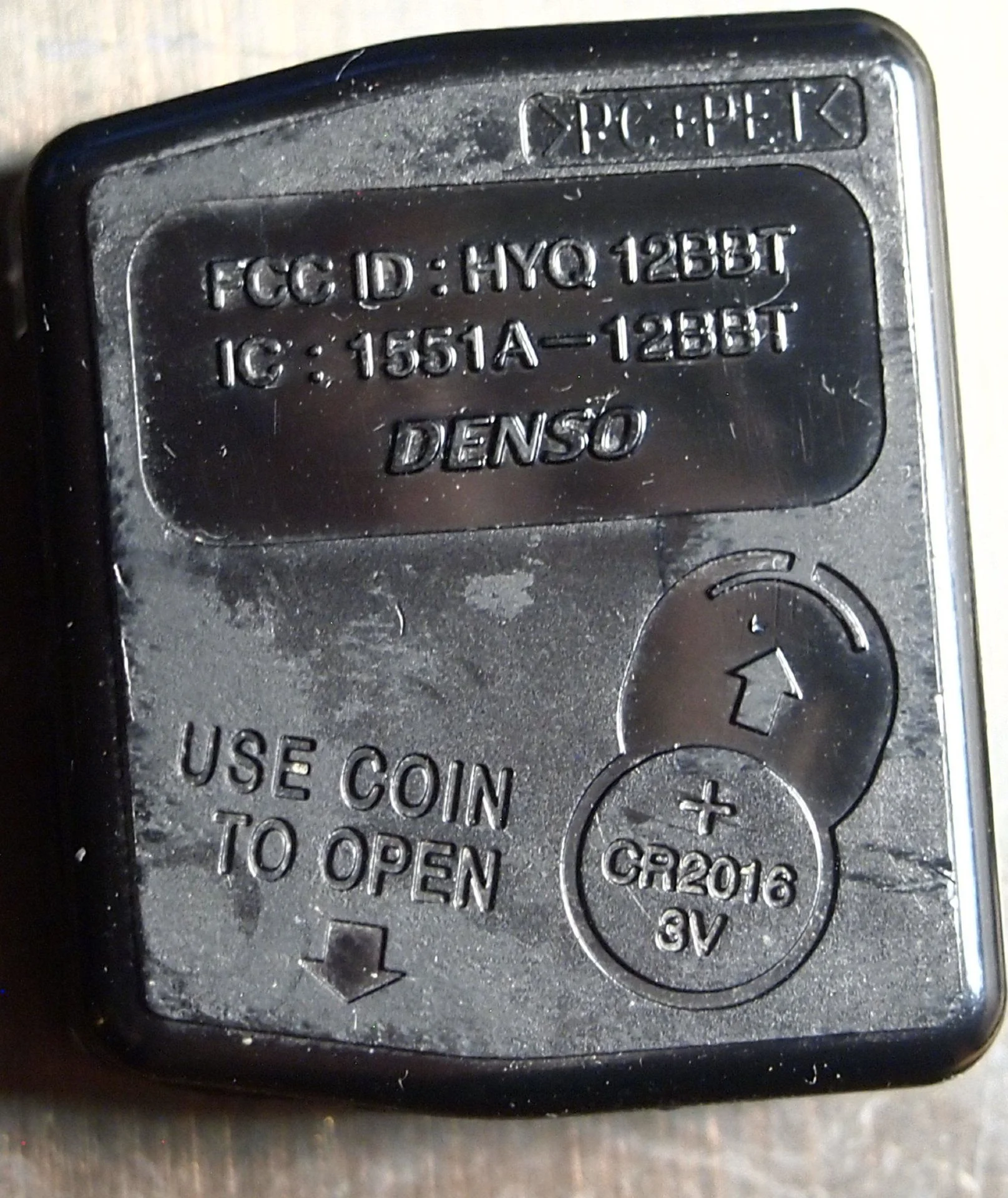 FOB HYQ 12BBT, 48040 06H2d from Locksmith Keyless 06-07LX (5).JPG