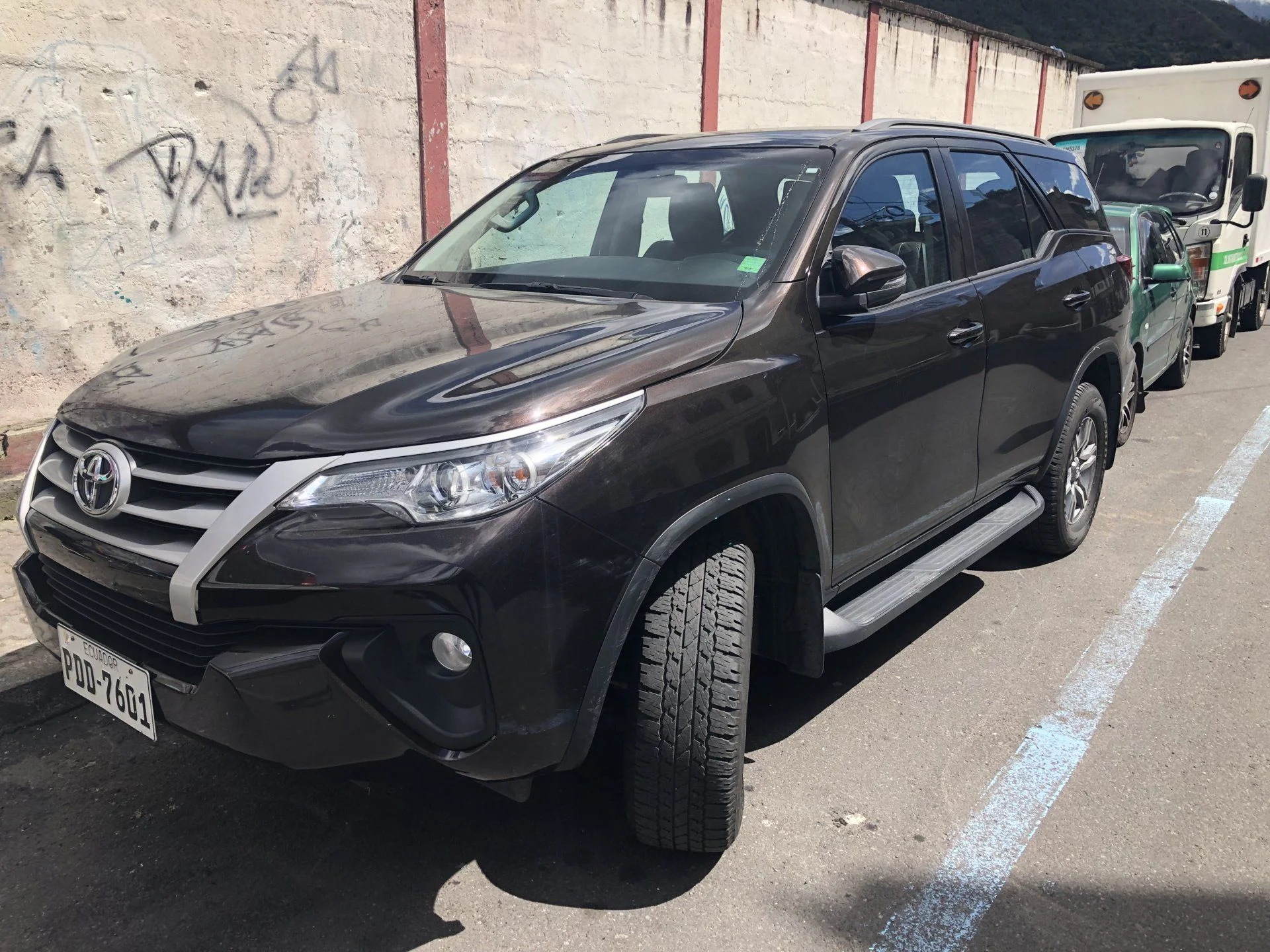 fortuner front.webp