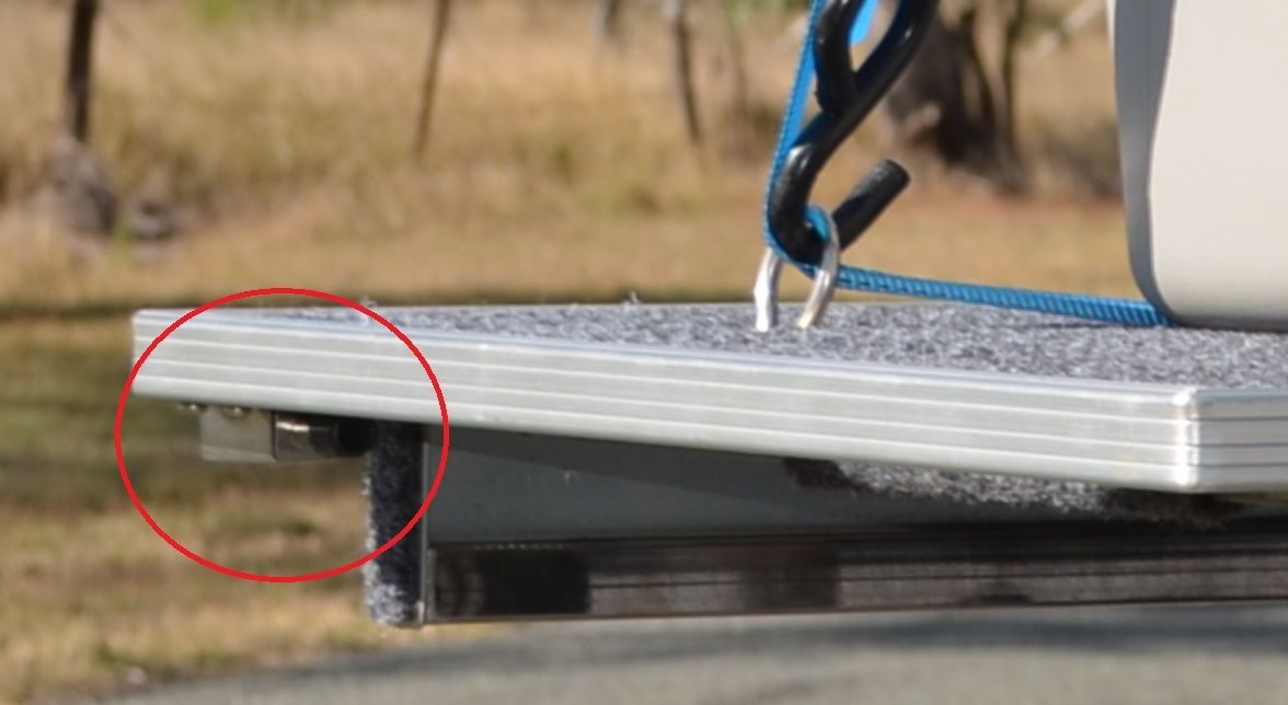 Fridge Slide lock.jpg