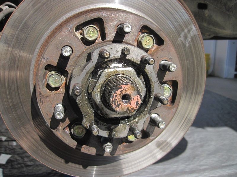 Front axle rebuild 1.jpg