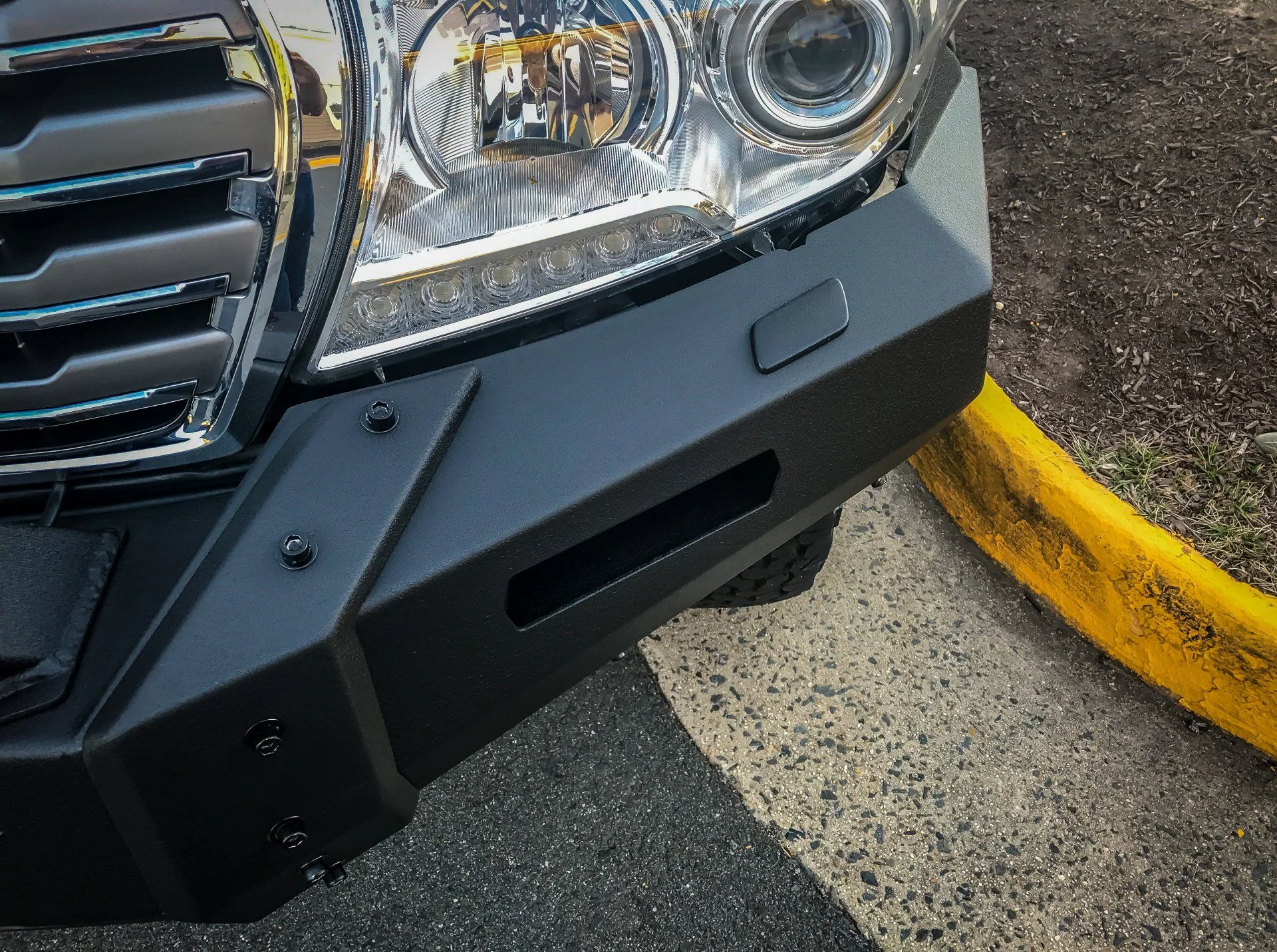 Front Bumper driver.webp