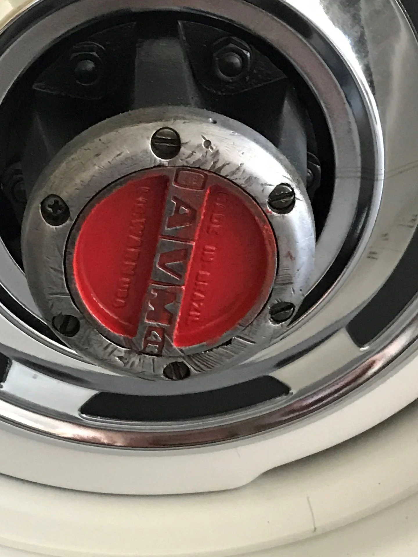 front left wheel hub.webp