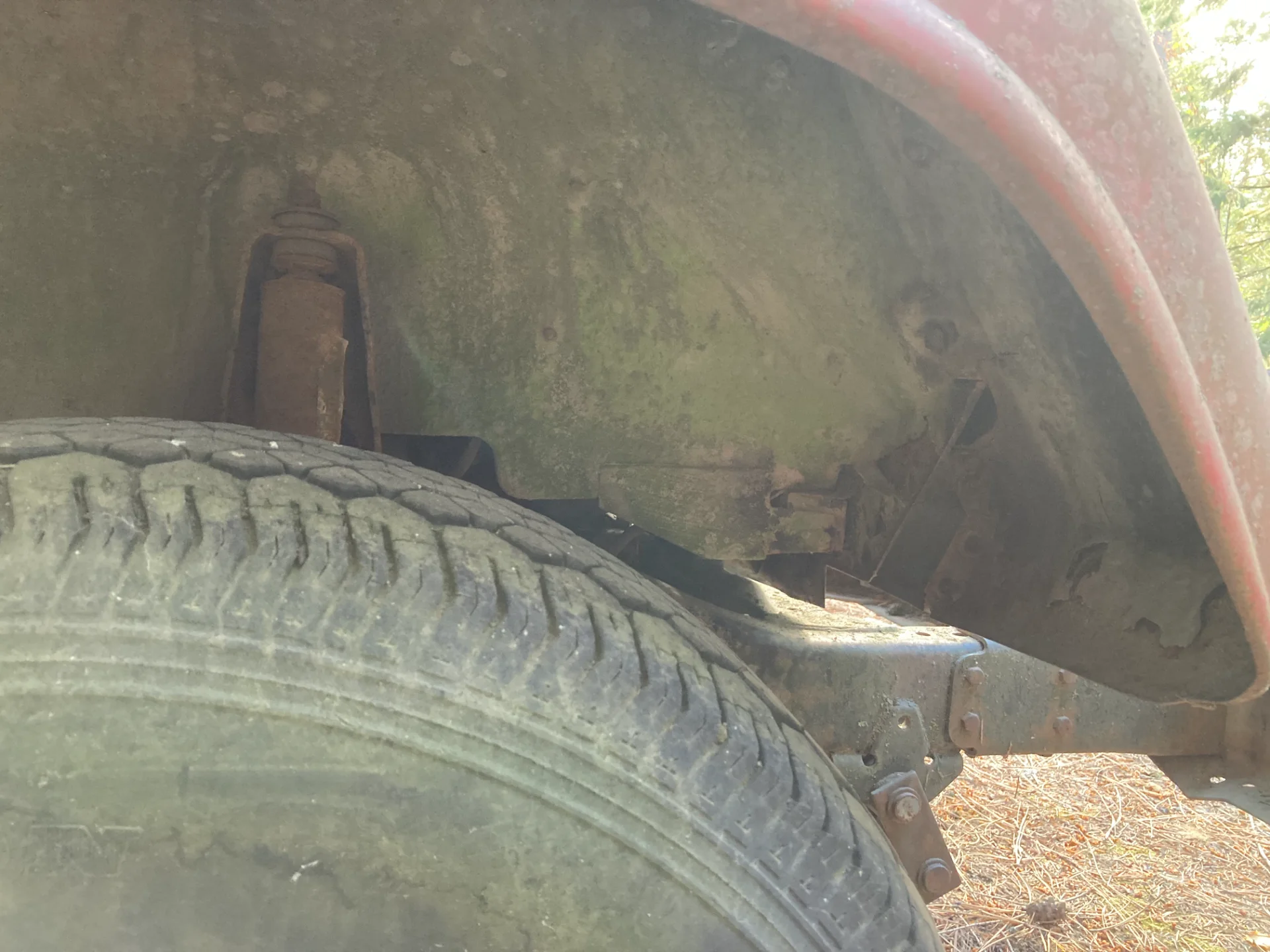 Front passenger wheel well 2.webp