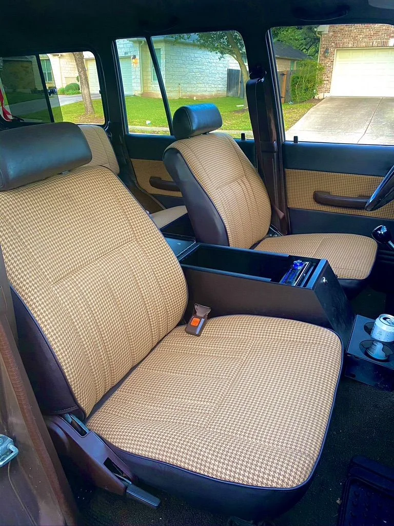 front seats.webp