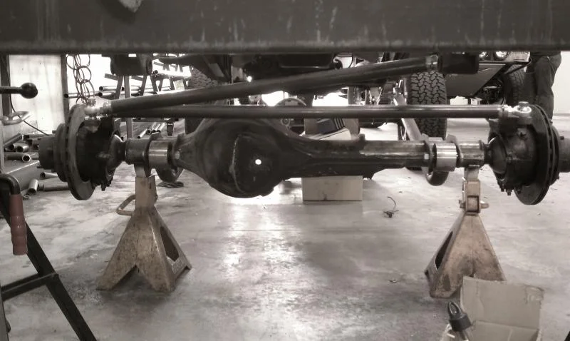 Front suspension at ride height.webp
