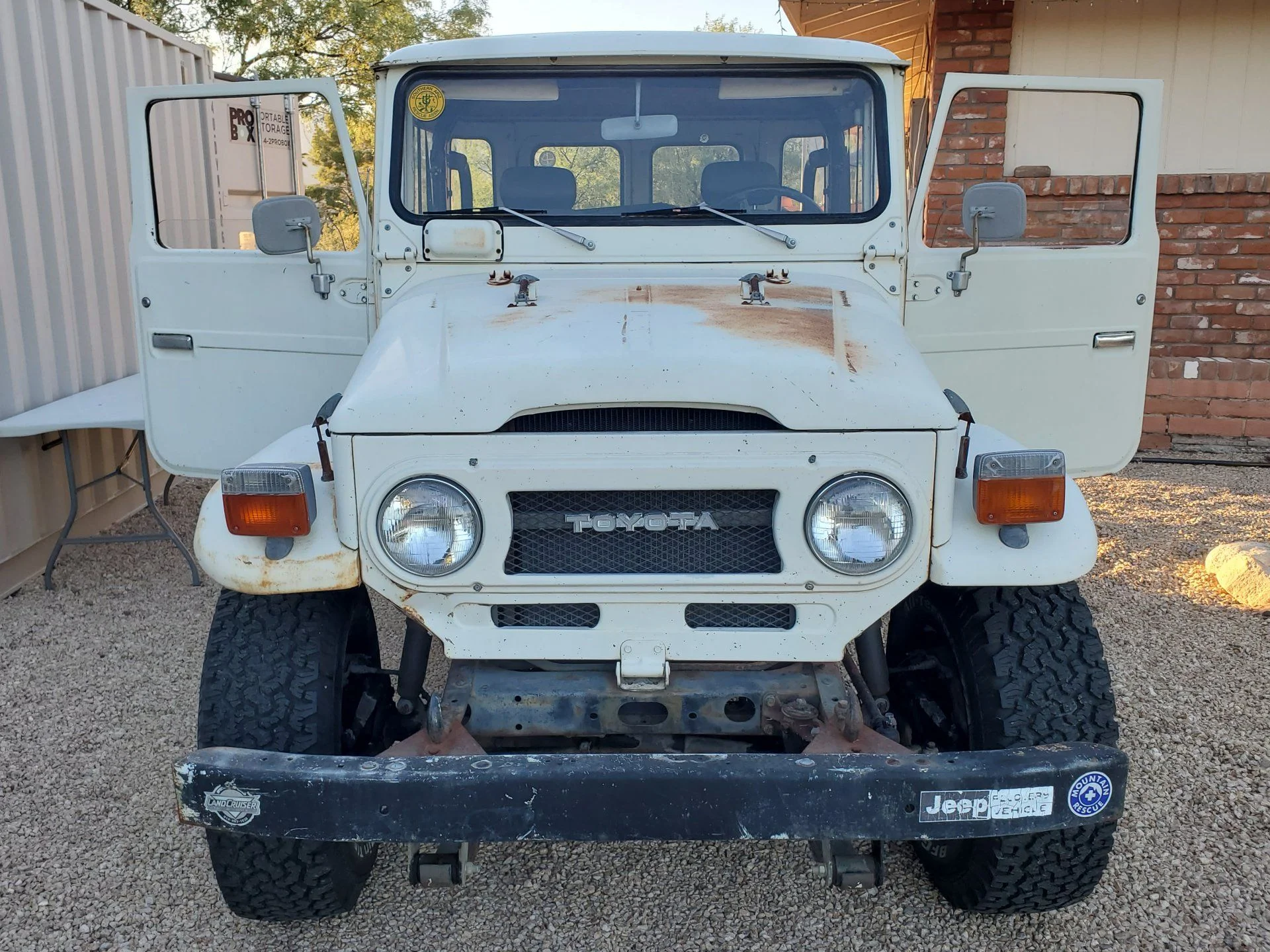 Front view doors open.jpg