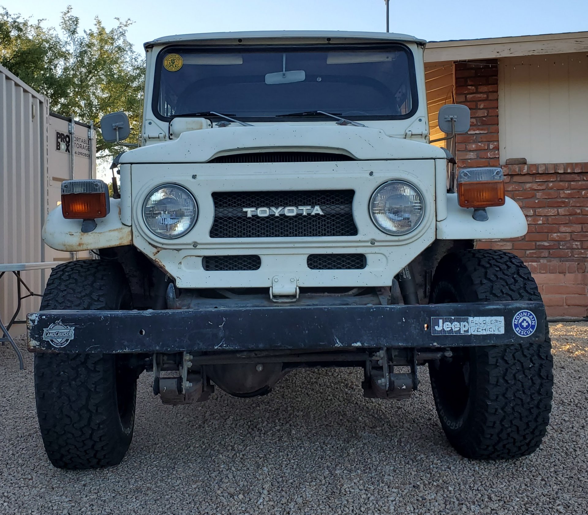 Front view.jpg
