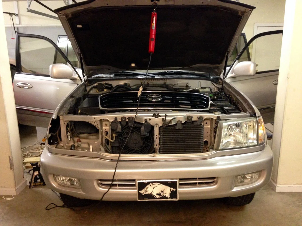 Front w:no headlight.webp