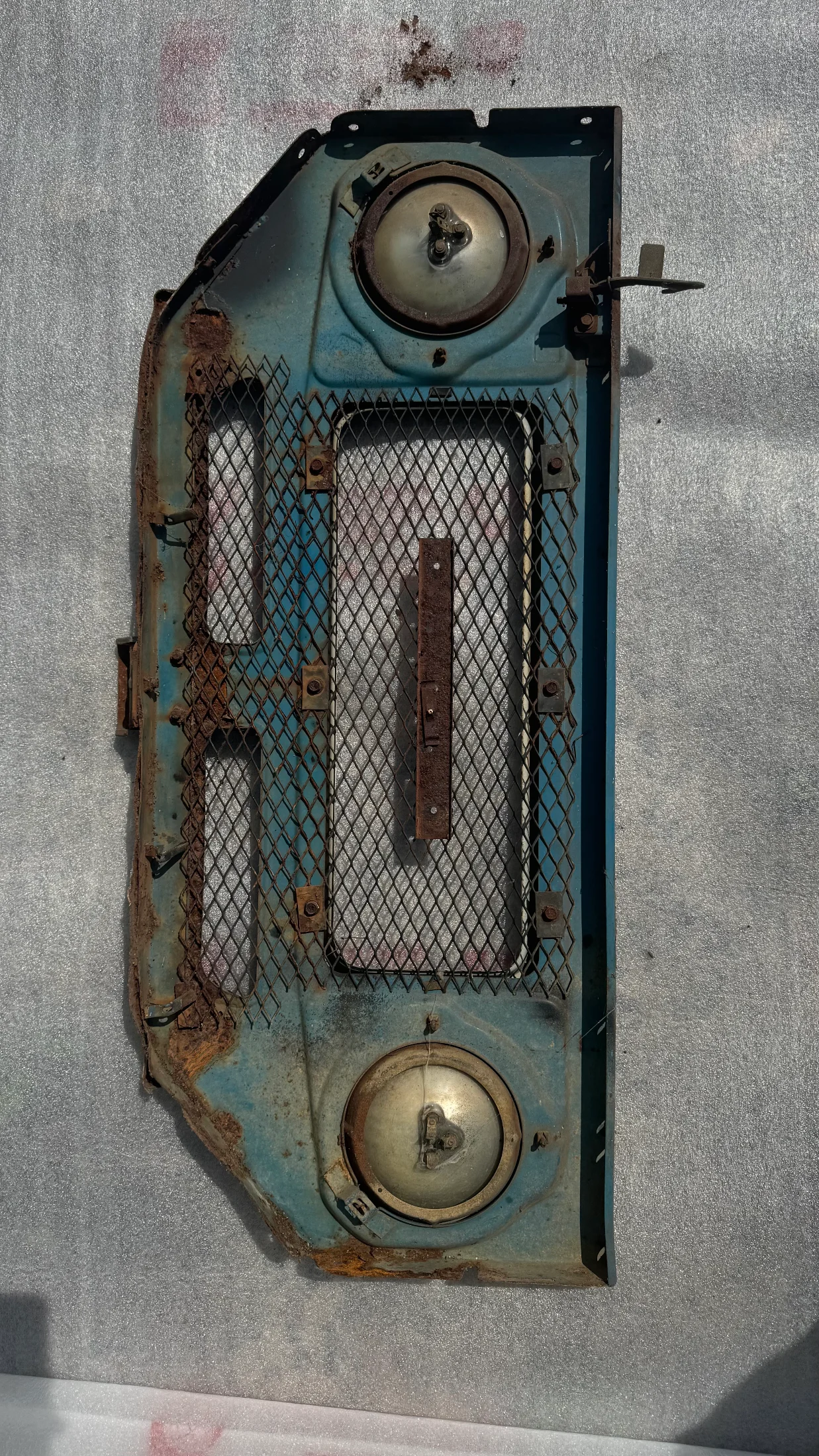 Front3.webp