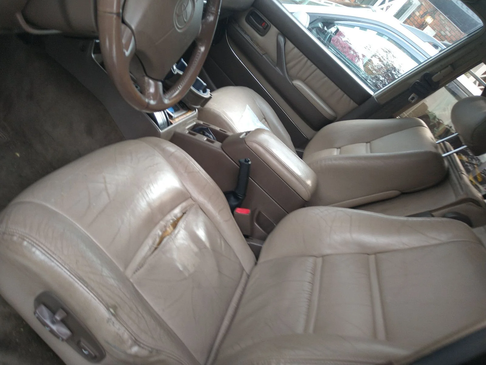 front_interior.webp