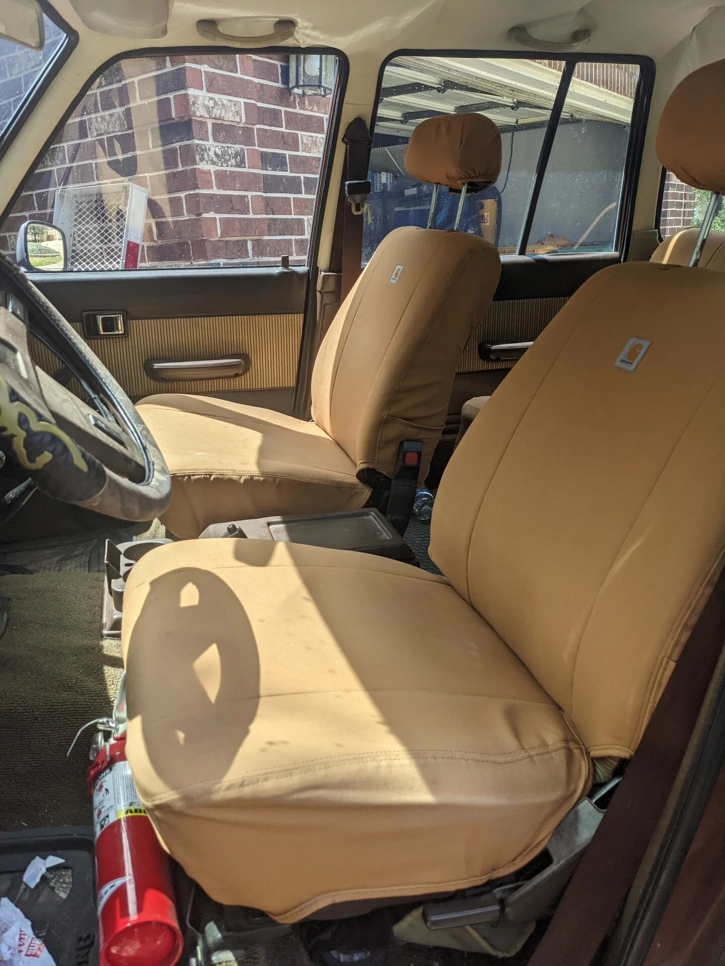 Frontseatcovers2.webp