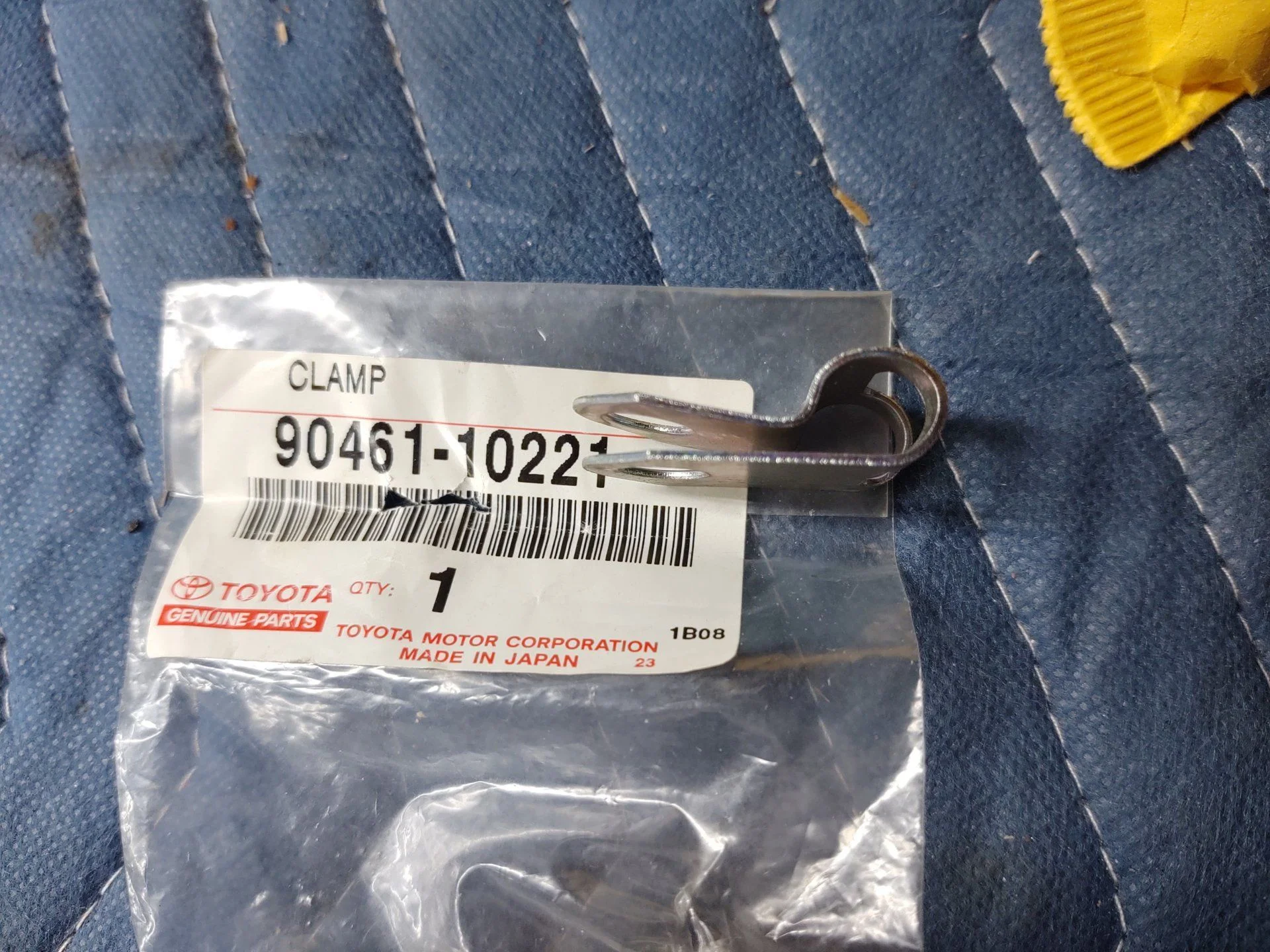 fuel line clamp 2.webp