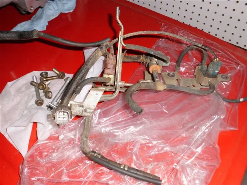 Fuel Rail and intake stuff 005 (Medium).webp