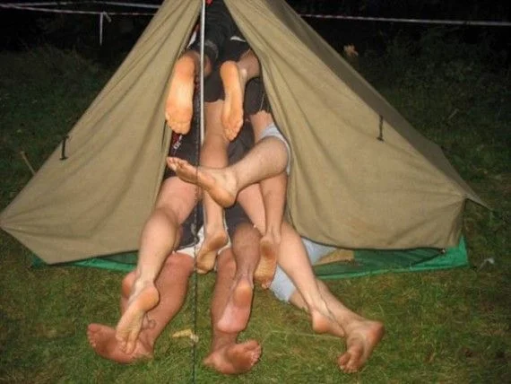 Funny-Drunk-Camping-Pictures-27-570x428.jpg
