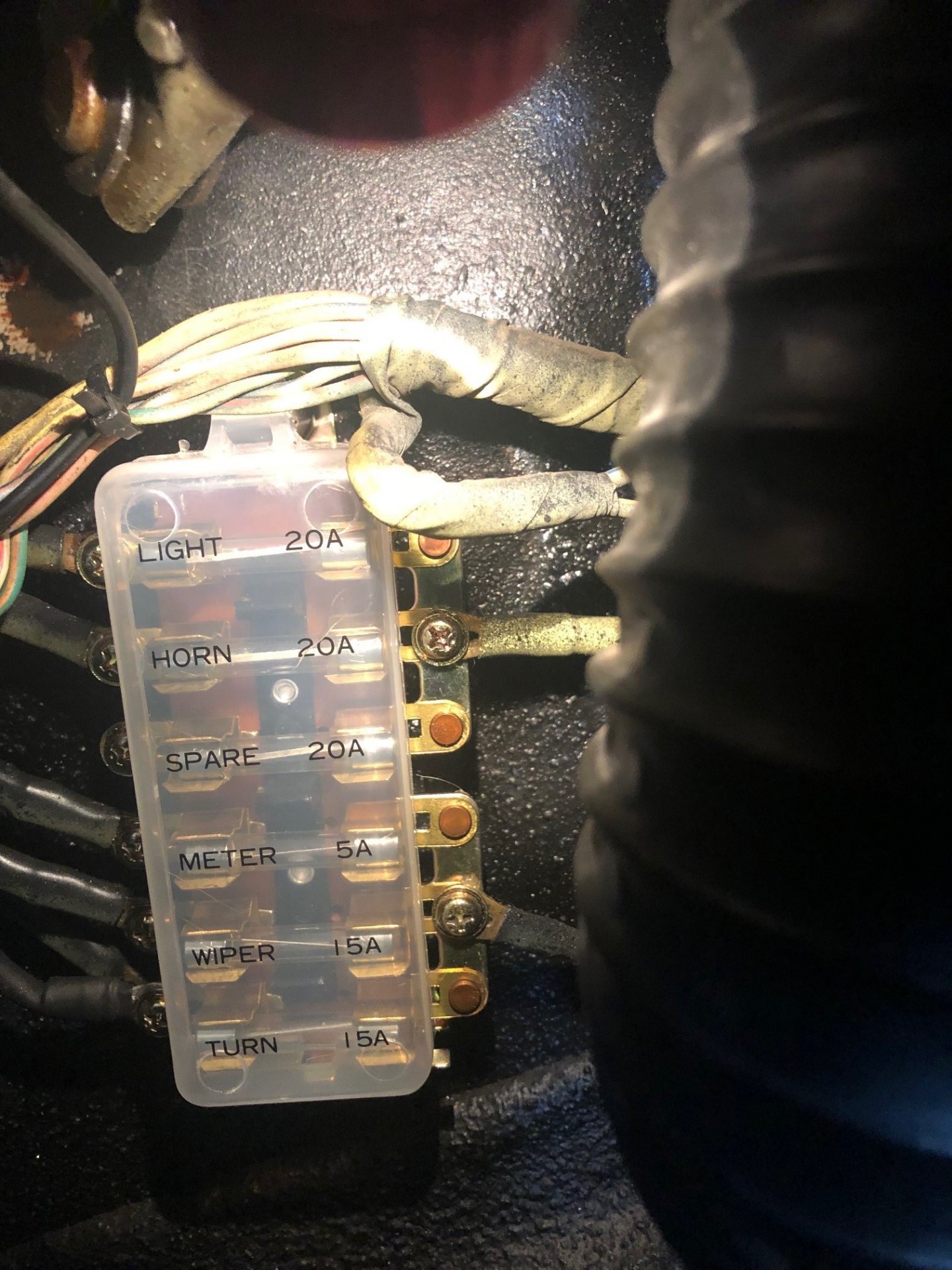 Fuse Block.jpg