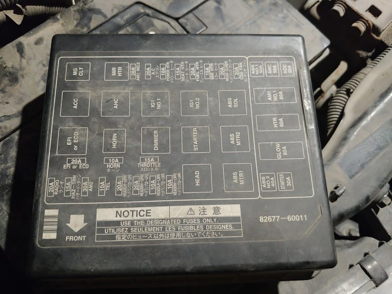 fuseboxTLC100.jpg